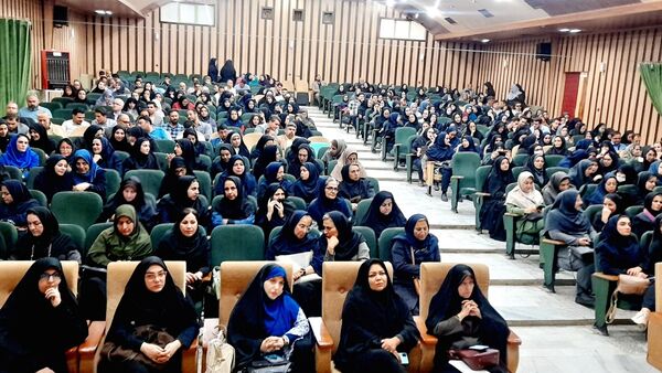 جلسه استانی مشاوران با موضوع «تاب‌آوری و امیدآفرینی در مدارس» در استان البرز