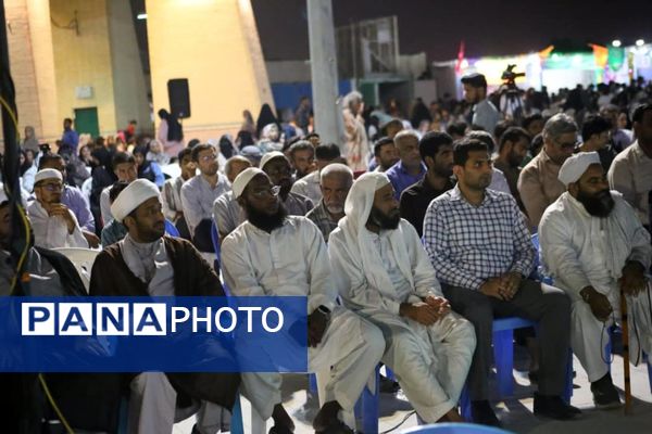 حضور نماینده ولی‌فقیه هرمزگان در جشن هفته وحدت شهرستان جاسک