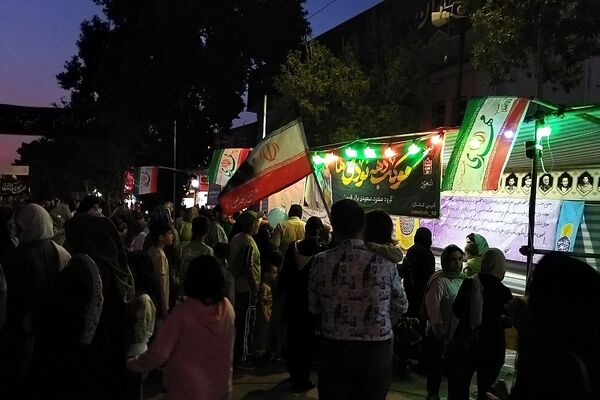 موکب دهه نودی ها در مهمانی کیلومتری  عید غدیر خم 