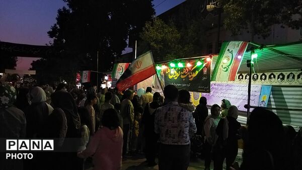 موکب دهه نودی ها در مهمانی کیلومتری  عید غدیر خم 