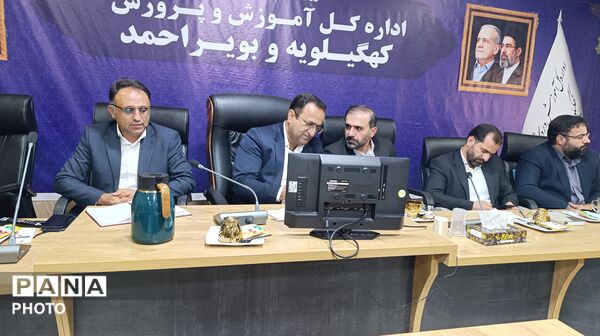 برگزاری جلسه اداره‌کل با حضور شورای معاونین و تشکل ها به مناسبت هفته بسیج