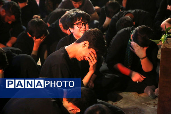 محفل عزاداری نوجوانان فاطمی در دهه اول محرم الحرام