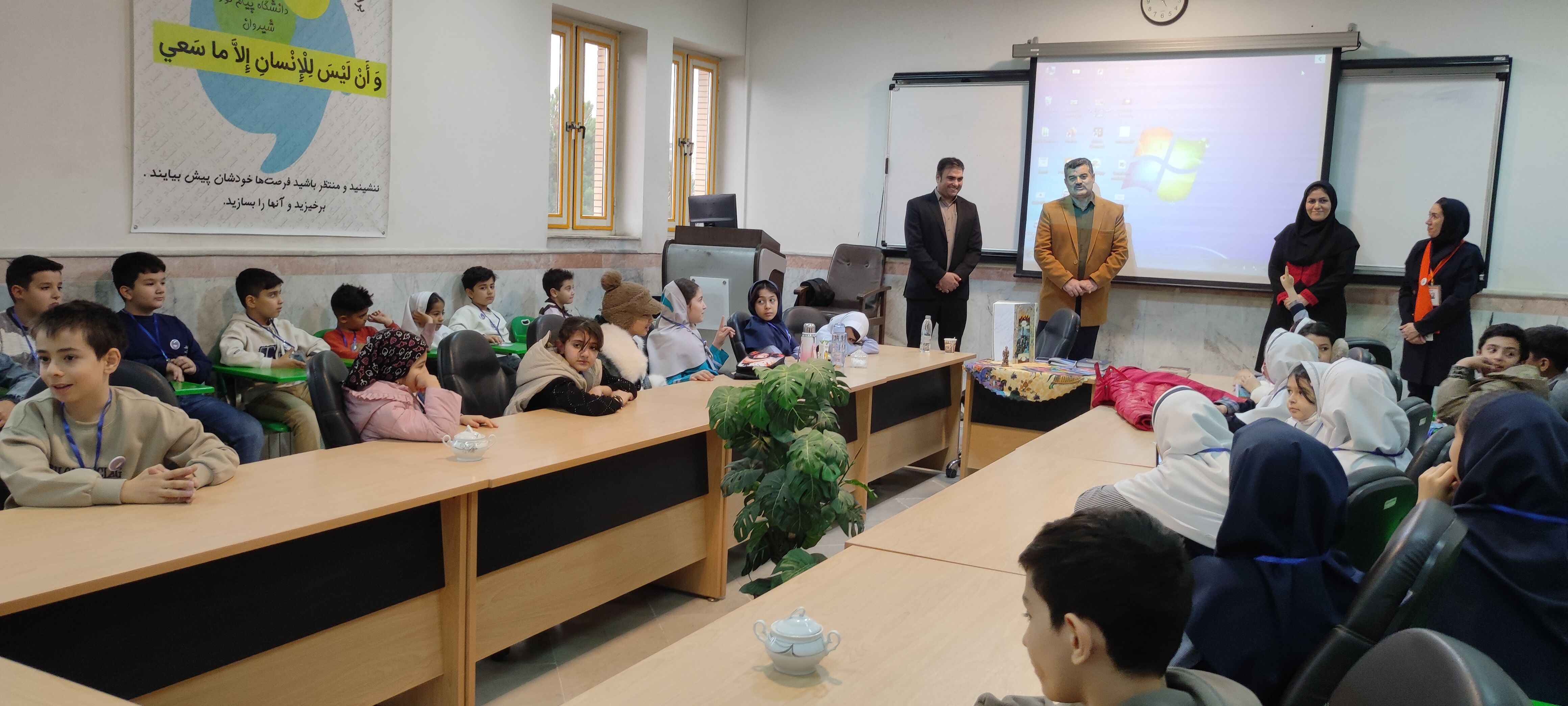 برگزاری کلاس شاهنامه خوانی در دانشگاه پیام نور شهرستان شیروان