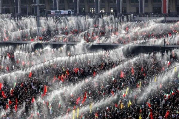 وداع با رهبر شهید ایران در تهران