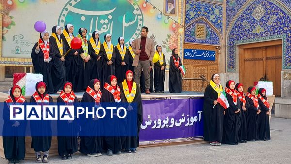 حضور پرشور مردم اصفهانی در راهپیمایی ۲۲بهمن 