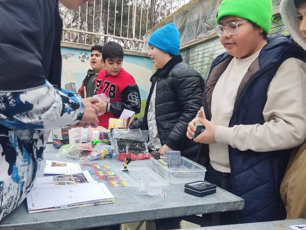 برپایی بازارچه دانش‌آموزی به‌مناسبت عید مبعث 