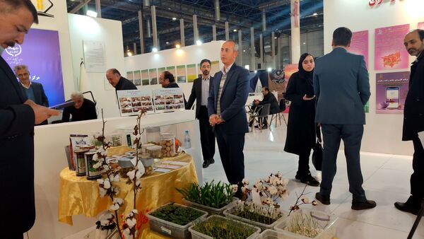 غرفه آموزش و پرورش ناحیه یک در نمایشگاه پژوهش و فناوری مشهد 