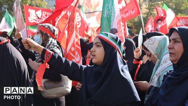 قیام بانوان لرستانی در میدان جان‌فدا حماسه‌ای از گهواره تا سنگر