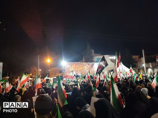 چهارشنبه سوری متفاوت در بلوار فضل نیشابور 