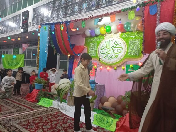 تکیه حسینی غرق در شادی علوی