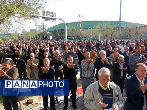 اقامه نماز عید فطر در شهرستان بجنورد 
