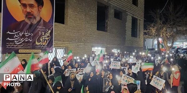 بیعت با رهبر جدید انقلاب در شهر ازندریان