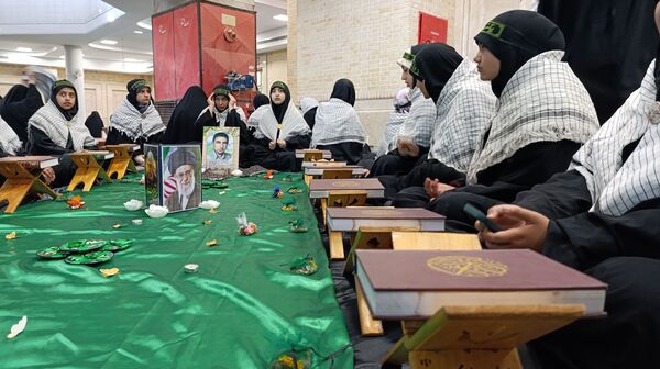 گردهمایی دانش‌آموزان بسیجی در طرح میقات صالحین
