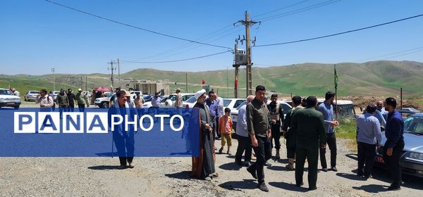 غبارروبی یادمان شهدای مرز تمرچین پیرانشهر