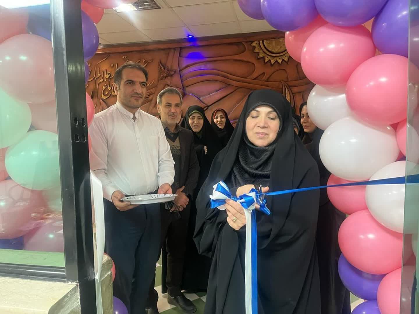 بازارچه مشاغل در هنرستان سمیه 