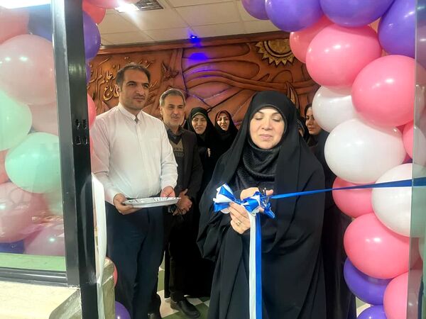 بازارچه مشاغل در هنرستان سمیه 