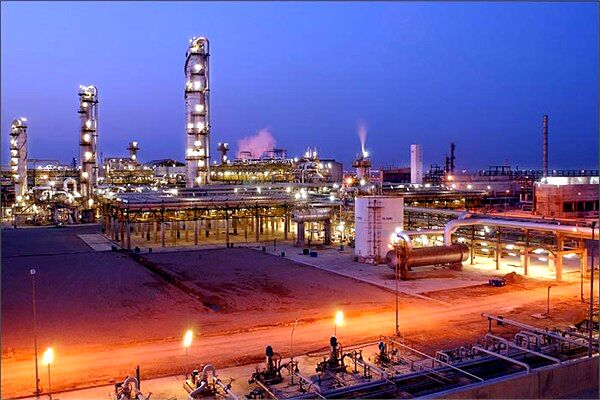  قرارداد طرح فشارافزایی میدان مشترک پارس جنوبی امضا شد
