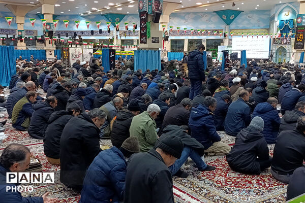 احیای شب بیست و یکم رمضان در شهرستان بجنورد 