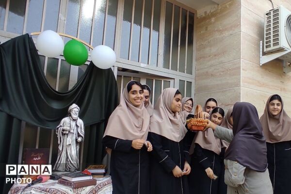 بزرگداشت حافظ در دبستان و دبیرستان رضوان نو شهرستان پیشوا