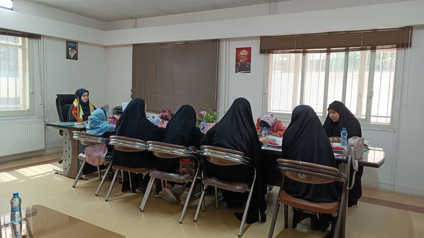 برگزاری اولین جلسه کارگاه آموزشی طرح «خبرنگارشو» در ناحیه سه مشهد