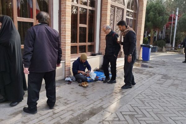 تجدید عهد با شهدا در رباط کریم