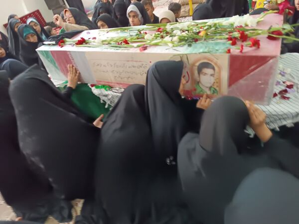 بازگشت شهید ابراهیم زمانی به دیار خود 