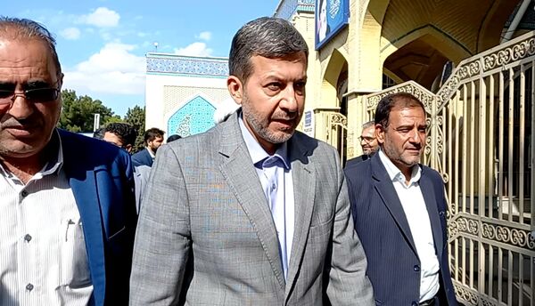 تجدید میثاق استاندار اصفهان با شهدای نجف‌آباد