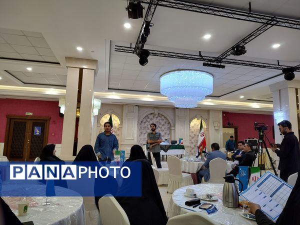 کارگاه راهبری نسل جدید ویژه معاونین پرورشی و مربیان ناحیه 3 مشهد