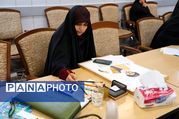 اجرای طرح آیه نگار با حضور بانوان هنرمند استان قم