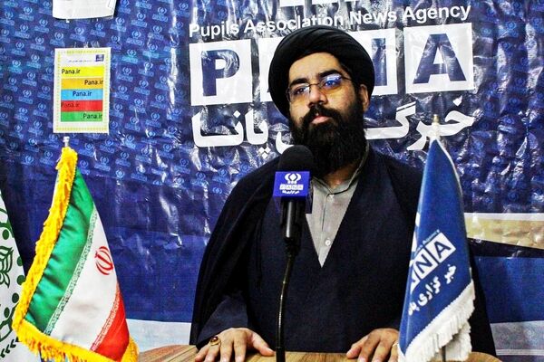 پسران در پاتوق «نوجوان مبارز» استان، حال و هوای متفاوتی دارند