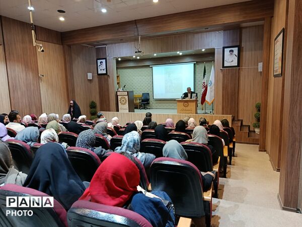 مراسم بزرگداشت حکیم ابوالقاسم فردوسی در کتابخانه دهخدا
