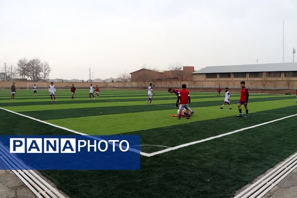 آیین افتتاحیه زمین ورزشی چمن مصنوعی اورین