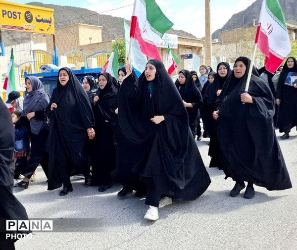 حضور گسترده اهالی زاگرس در چهلم رهبر شهید