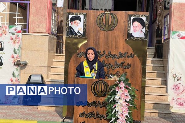 مدرسه فرزانگان ملارد میزبان نمایشگاه دستاوردهای علمی دانش‌آموزان