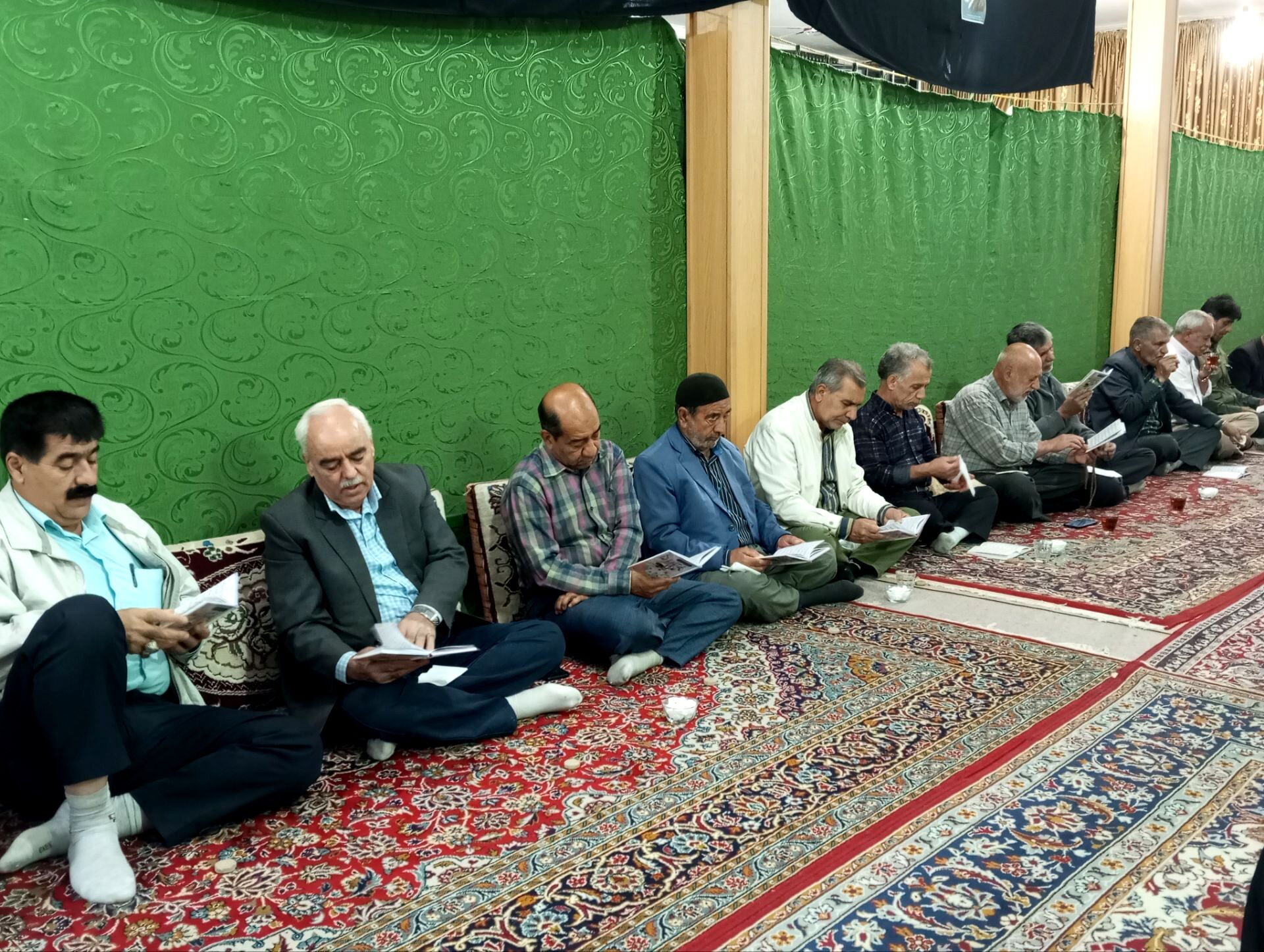 قرائت دعای ندبه در نیشابور