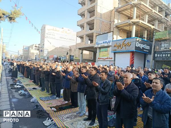 برپایی نماز عید سعید فطر در مشکین دشت  کرج 