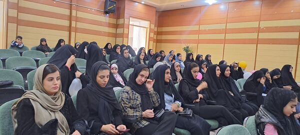 مراسم ولادت حضرت زهرا (س) و بزرگداشت روز مادر در منطقه زرین آباد