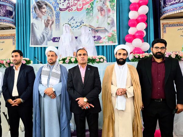 آیین سپیدپوشان؛ جشن تکلیف دختران عنبرآباد