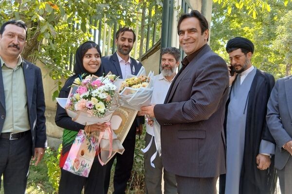 تجلیل از مقام سوم کاراته‌کای تویسرکانی در مسابقات بین‌المللی ترکیش اوپن ترکیه