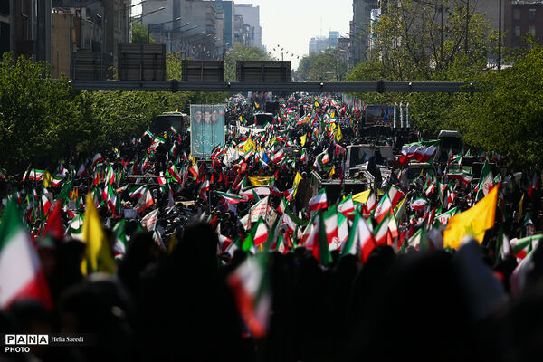 رزمایش «دختران جان فدای ایران»