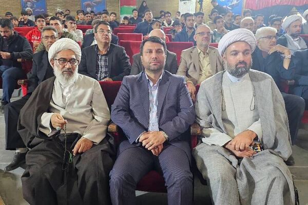 یادواره شهدای دانش‌آموز شهرستان ورامین 