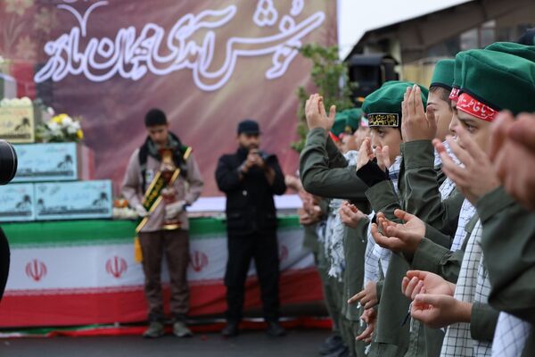 برگزاری مراسم باشکوه استقبال از شهدای گمنام در کرج 