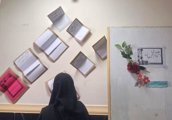 بازسازی کتابخانه مدرسه حضرت خدیجه کبری به‌مناسبت هفته کتاب و کتابخوانی برای ارتقا سطح علمی دانش‌آموزان