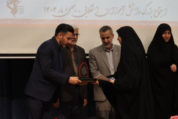 یادواره شهدا در فرهنگسرای مصلی‌نژاد ناحیه ۶ مشهد