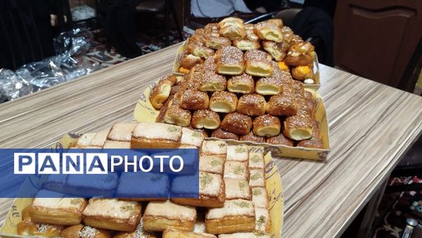 اعتکاف دانش‌آموزان دختر در مسجد امام حسین (ع) تبریز