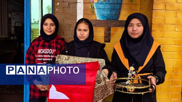 عطر حسینی در مدرسه نوشین بختیاری؛ ورود پرچم متبرک امام حسین(ع) و اجرای پویش «دانش‌آموز حرم‌ساز» در جوادآباد