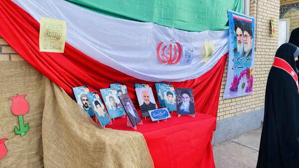 مراسم  یاوران انقلاب و افتتاح نمازخانه خیرساز در دبستان بنیاد برکت باخرز