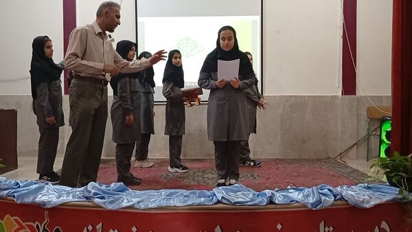 برگزاری کارگاه آموزشی پیشتازان شهرستان ساوجبلاغ 