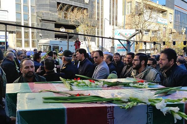 تشییع پیکر مطهر شهدای گمنام در کردستان 