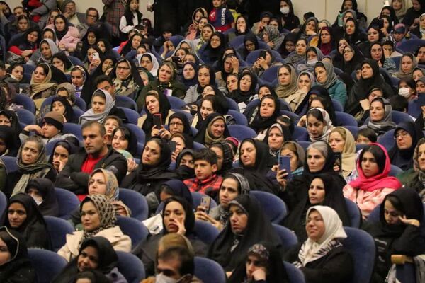 همایش راهکارهای اختلالات یادگیری دانش آموزان در نجف آباد 